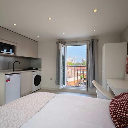 Hotel Morden Stratford Studio 4 Londyn Zewnętrze zdjęcie